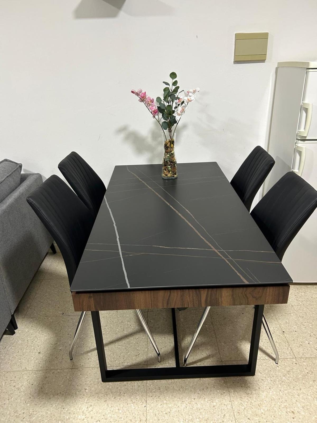 Mersey Faros Complex 페르볼리아 외부 사진